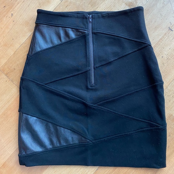 Talula Black Bodycon Miniskirt, Size 4 - Picture 2 of 6
